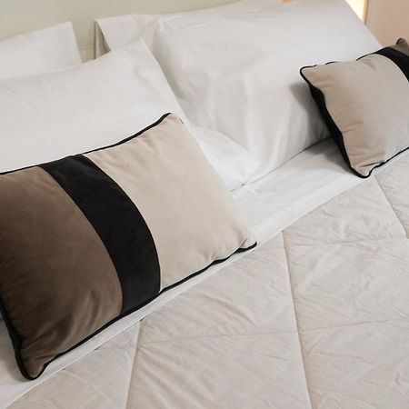 Luxury Rooms Paoli 19 Cagliari Esterno foto