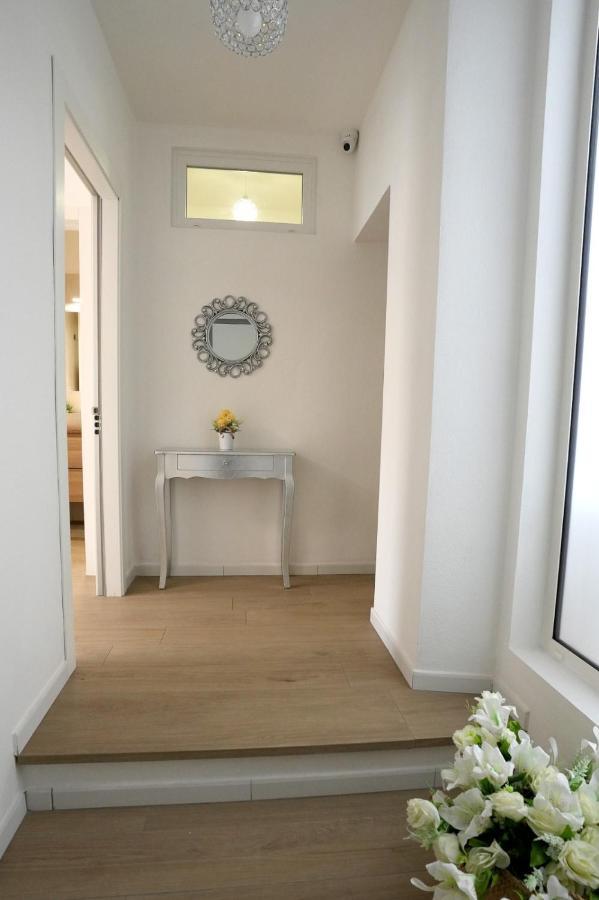Luxury Rooms Paoli 19 Cagliari Esterno foto